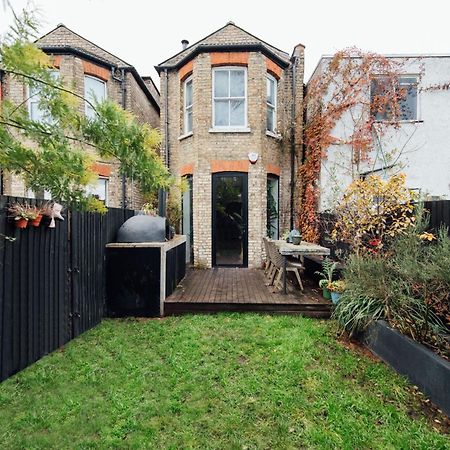 Stylish 2 Bedroom Flat With A Private Sauna Finchley Dış mekan fotoğraf